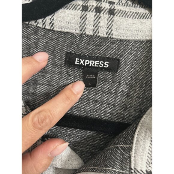 Plaid Long-Sleeve Button-Up Shirt By Express In Gray & Black - Picture 3 of 7